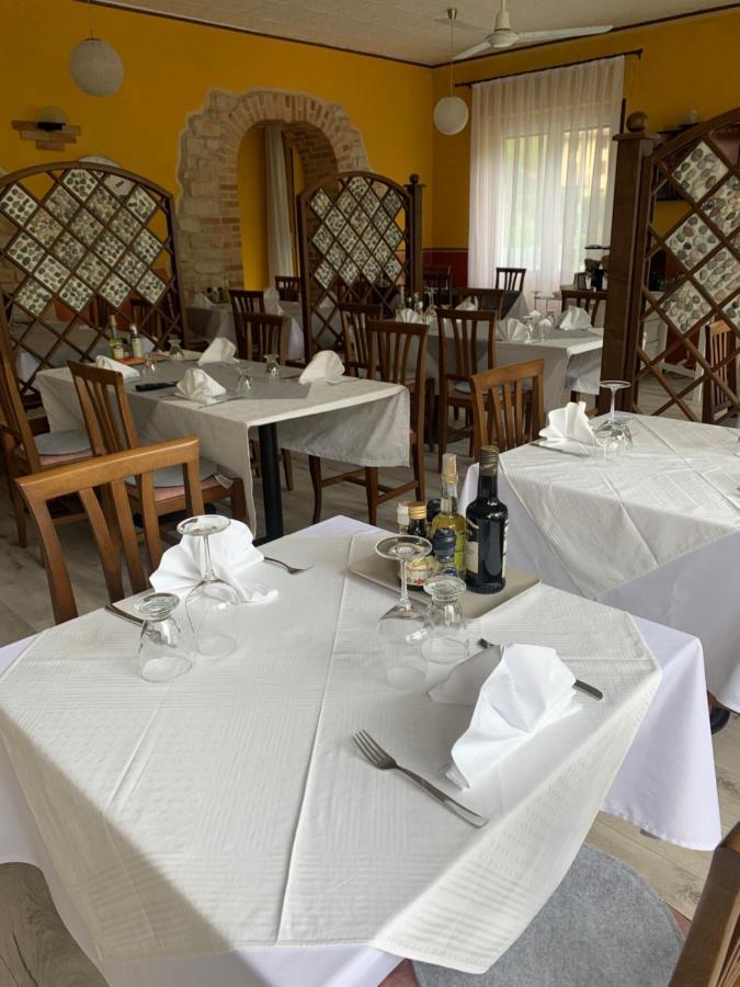 אנפו Albergo Al Lago מראה חיצוני תמונה
