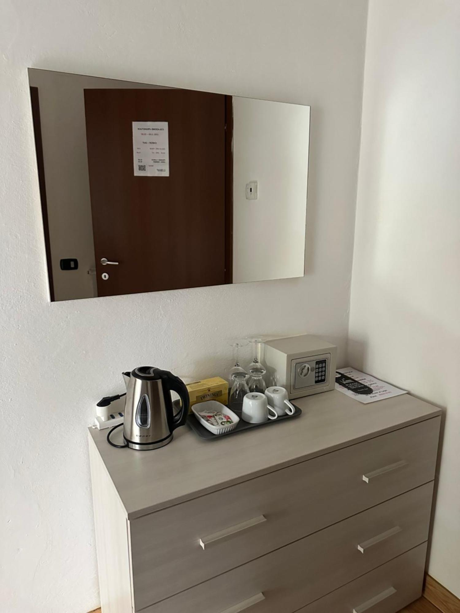 אנפו Albergo Al Lago מראה חיצוני תמונה