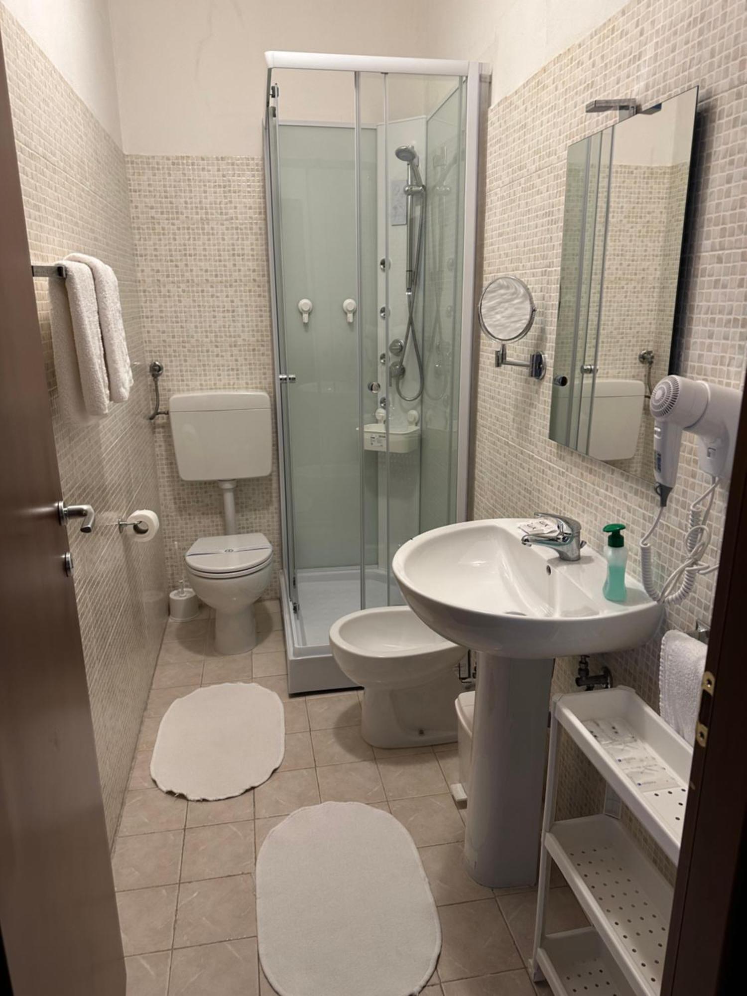 אנפו Albergo Al Lago מראה חיצוני תמונה