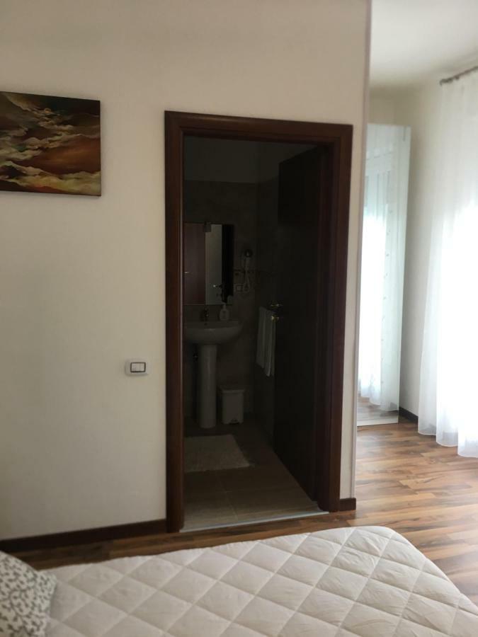 אנפו Albergo Al Lago מראה חיצוני תמונה